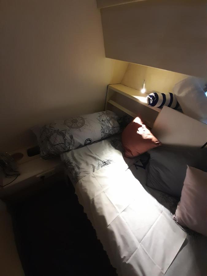 Barco Lucky Hotel ซานต์อาเตรียเดเบซอซ ภายนอก รูปภาพ