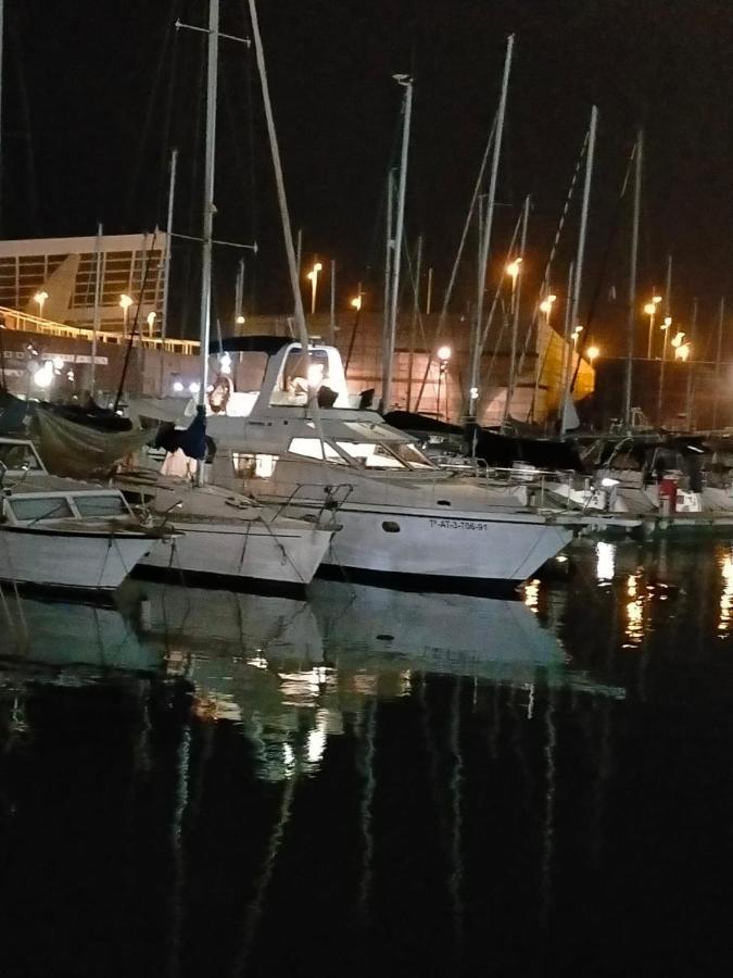 Barco Lucky Hotel ซานต์อาเตรียเดเบซอซ ภายนอก รูปภาพ